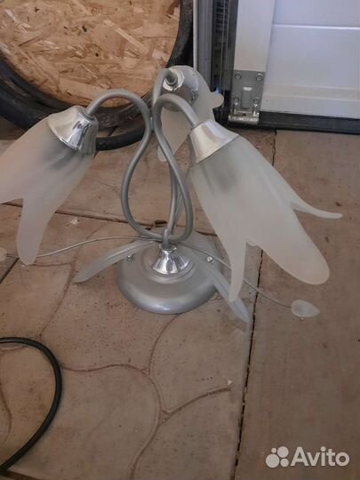 Люстры, бра