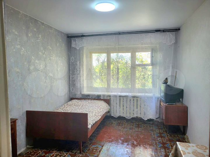 Комната 12 м² в 5-к., 5/5 эт.