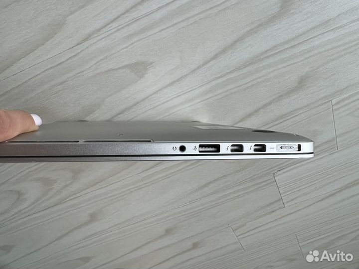 Apple Macbook pro 15 mid 2015 R9 A1398 Ноутбук