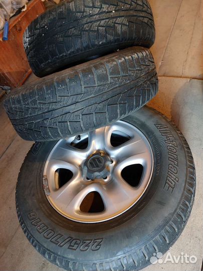 Продам шины 225/70 R16