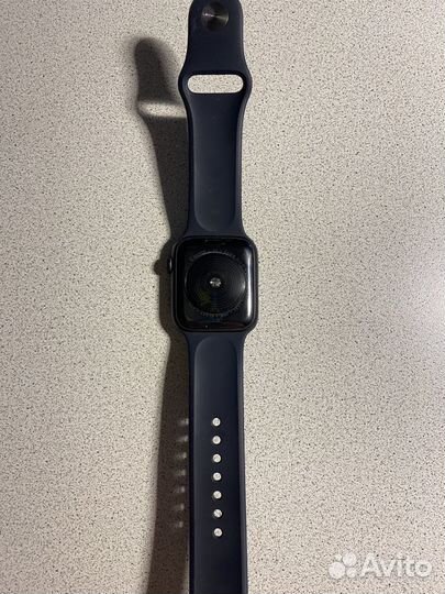 Apple Watch SE 44мм