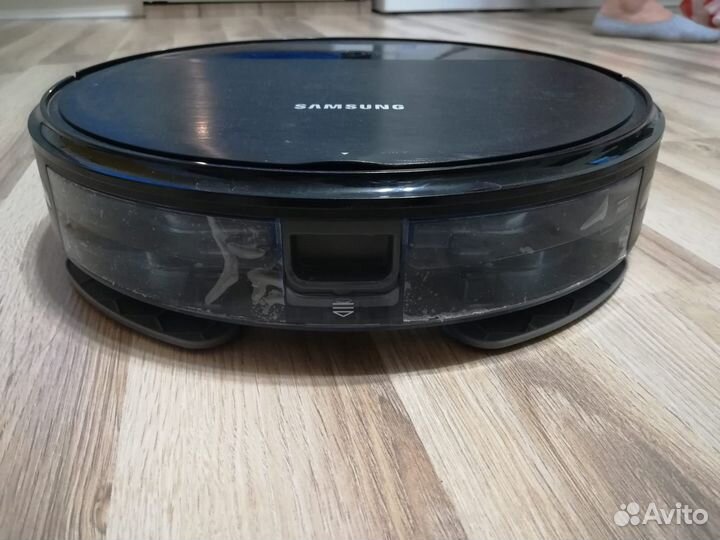 Моющий робот-пылесос samsung