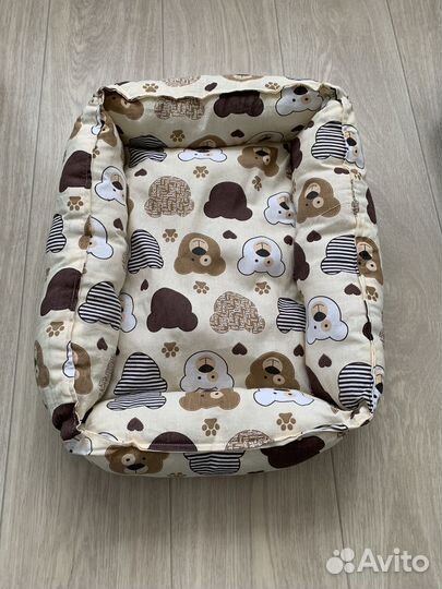 Лежанка для собак и кошек + пуходерка