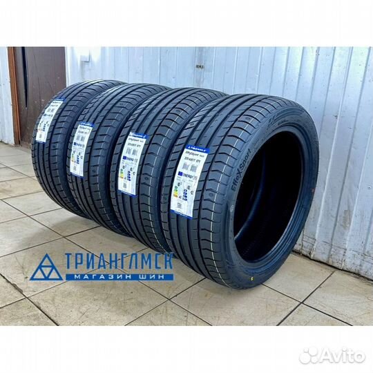 Triangle EffeXSport TH202 245/40 R18