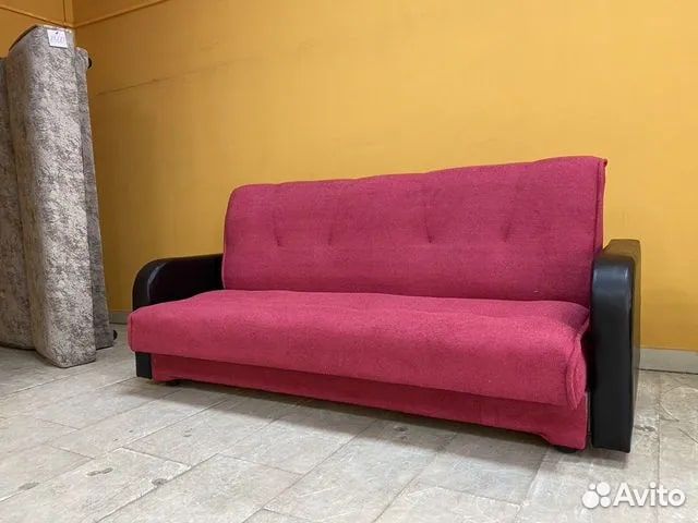 Диван за 1 декнь