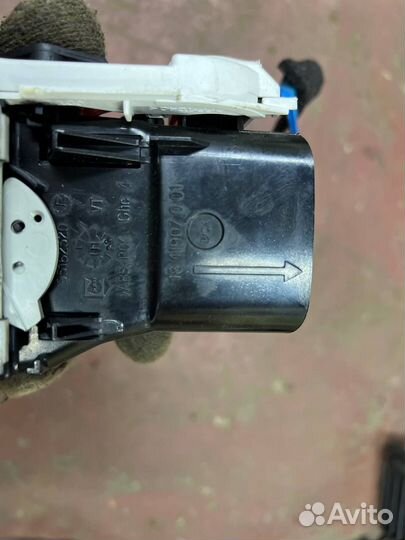 Дефлектор торпедо Volkswagen Passat B5