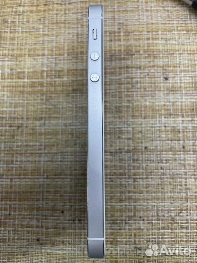 iPhone 5S, 16 ГБ