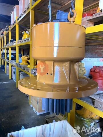 Поворотный редуктор Hyundai R300LC-9A 31Q8-10142