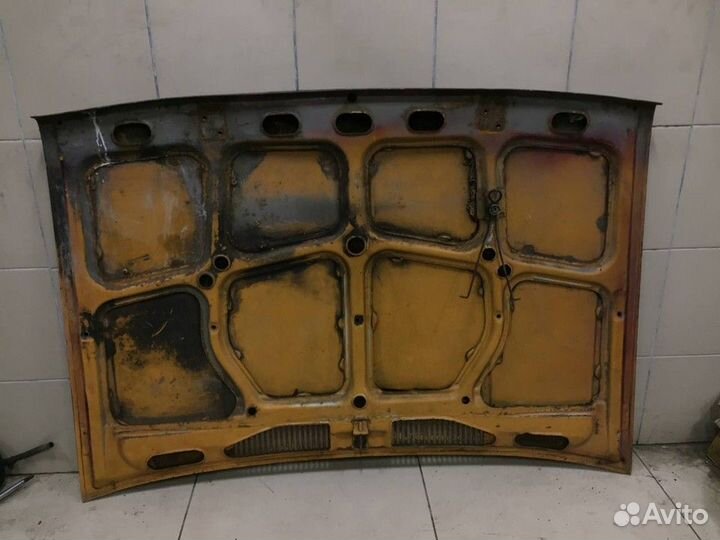 Капот LADA 2105