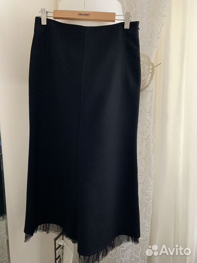 Юбка плотный стрейч,очень стройнит,на подкладе