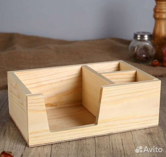 Салфетница подставка из дерева, декор