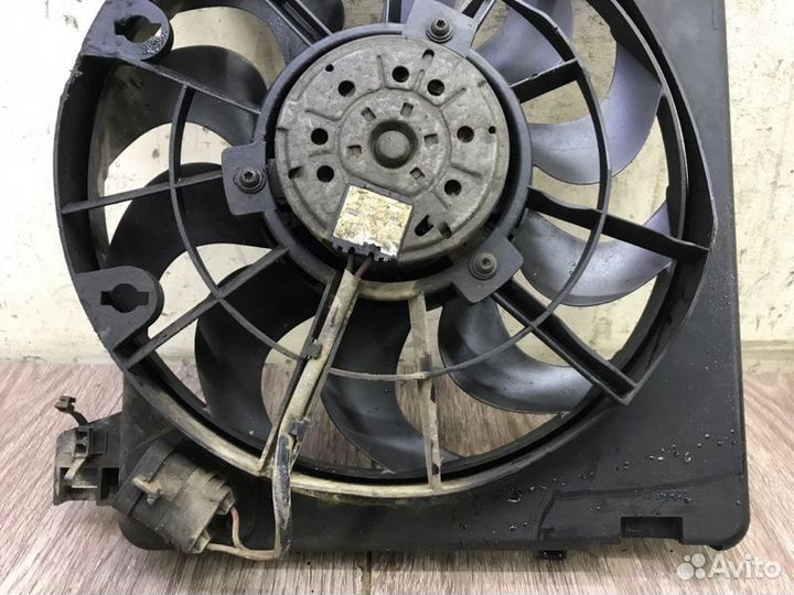 Вентилятор радиатора Opel Zafira B A17DTJ 2013