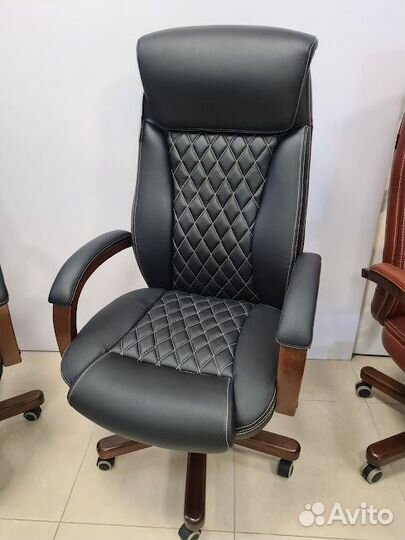 Кресло компьютерное руководителя