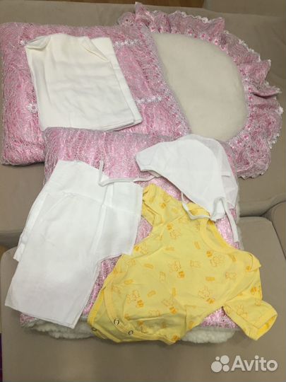 Комплект на выписку новый