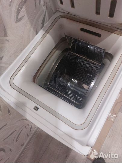 Стиральная машина с вертикальной загрузкой