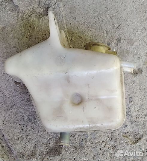 Расширительный бачок Форд Транзит 2,5D