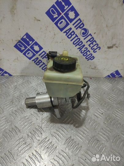 Главный тормозной цилиндр Mercedes-Benz W220 S500