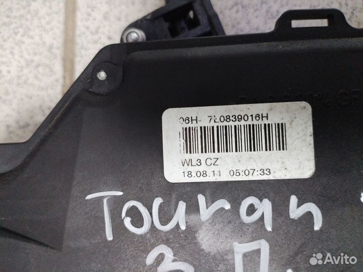 Замок двери задний правый левый