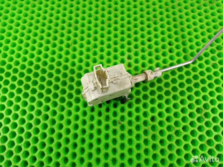 Активатор замка багажника