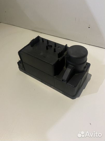 Устройство системы центр.замка Mersedes w140