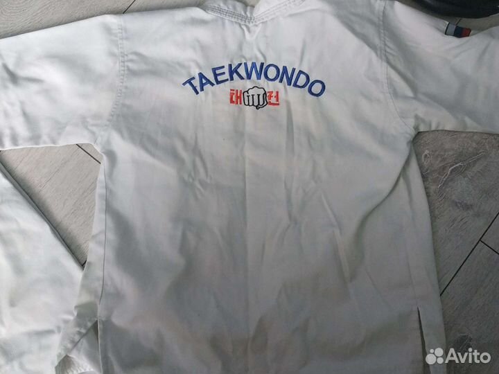 Форма для тхэквондо