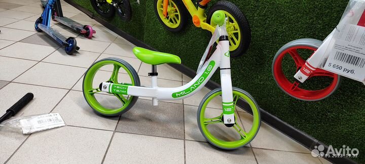 Детский беговел Тесh Теаm Мilаnо