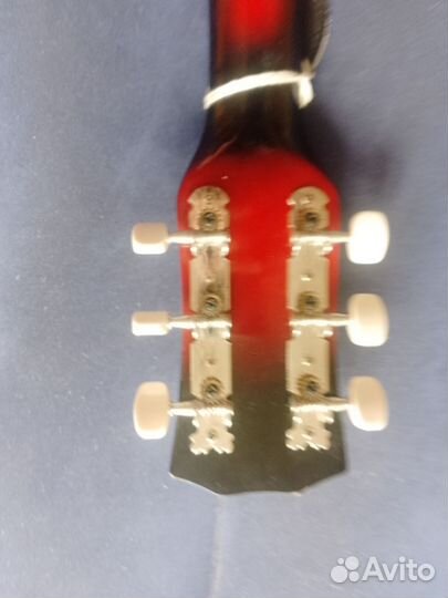 Акустическая гитара belucci