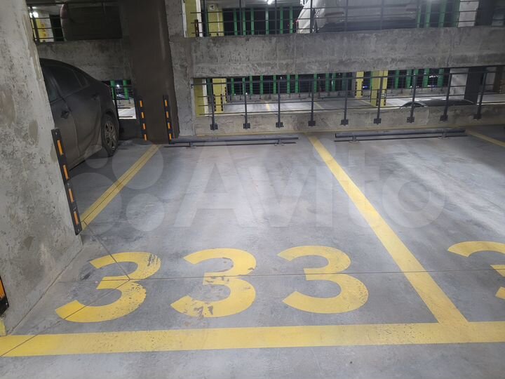 Машиноместо, 12 м²