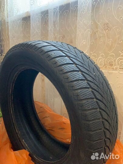 Goodyear UltraGrip Ice 2 235/55 R18