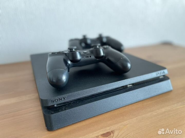 Sony PS4 slim 1tb