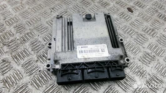 Блок управления двс renault scenic 3 (90L12PC01)