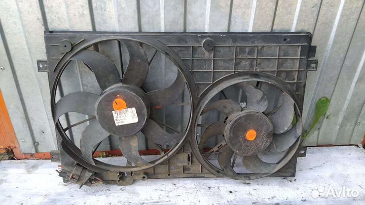 Вентилятор охлаждения Фольксваген Туран / Пассат В
