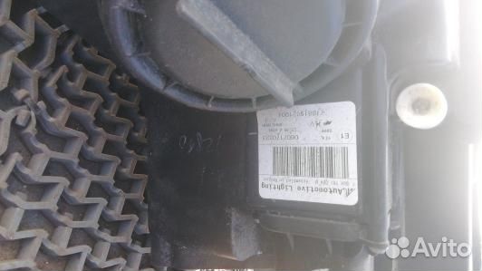 Фара правая BMW X5 E70 (1NT04MU01)