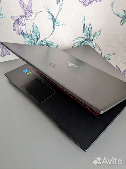 Игровой ноутбук MSI katana