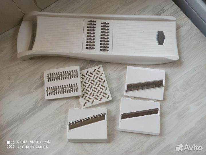 Кухонные принадлежности коробкой