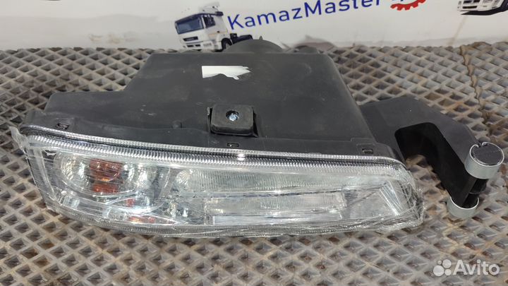 Фара противотуманная правая Sitrak С7Н Ситрак