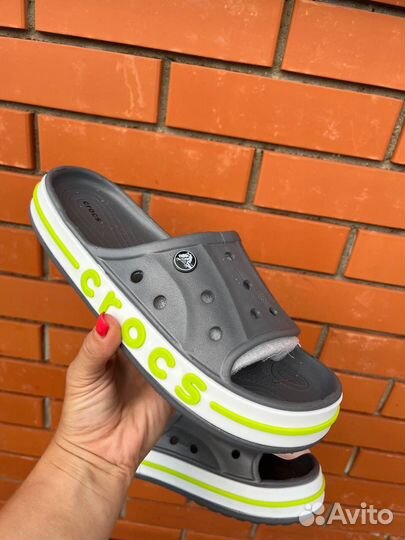 Тапочки сланцы crocs