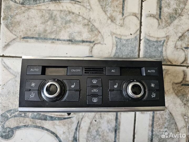 Блок управления климатом Audi Q7