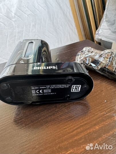 Ультрафиолетовый дезинфектор Philips Sonicare