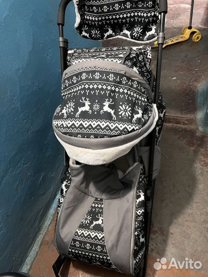 Детские санки с колесами