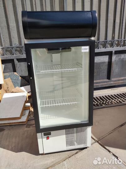 Витринный холодильник
