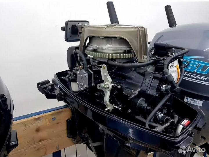 Лодочный мотор Nissan Marine NM 30 H EPS витринный