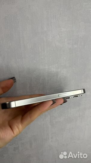 iPhone 15 Pro, 256 ГБ