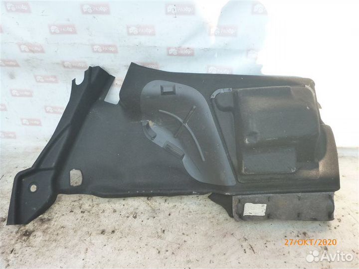 Обшивка багажника задняя левая Volkswagen Passat