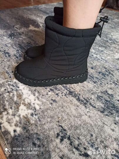 Сапоги женские дутики 36