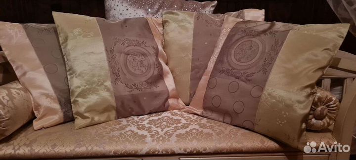 Декоративные наволочки с подушками