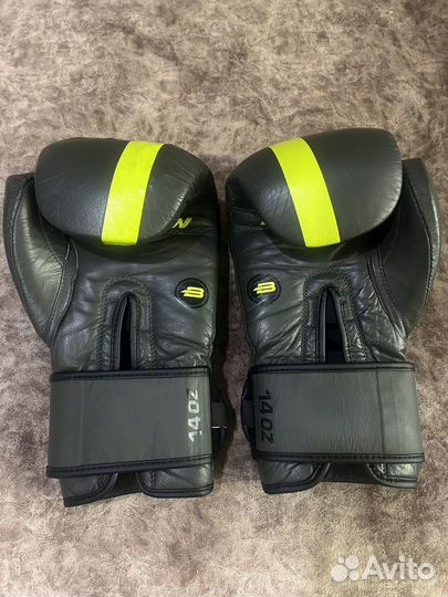 Боксерские перчатки 14 oz