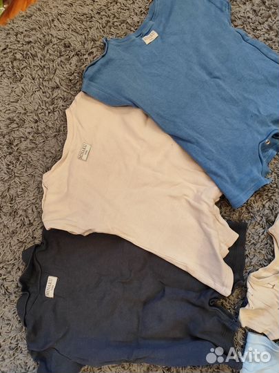 Боди и песочники для малыша 68р