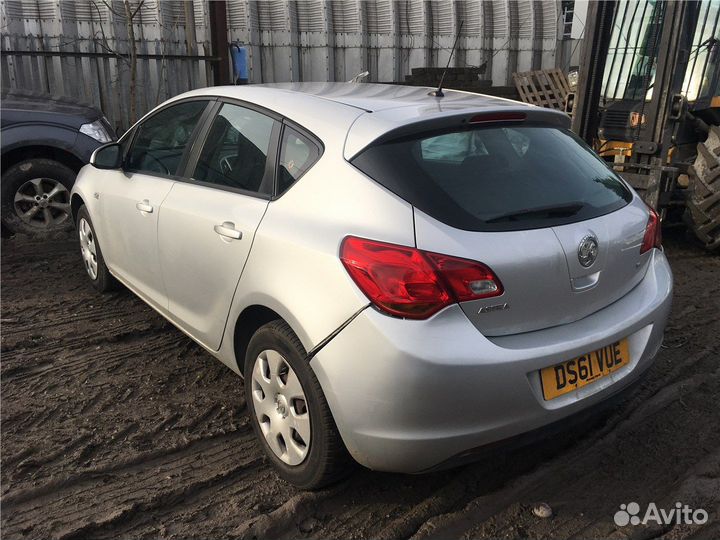 Разбор на запчасти Opel Astra J 2010-2017