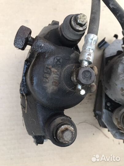 Передние колодки Chrysler Stratus 1995г